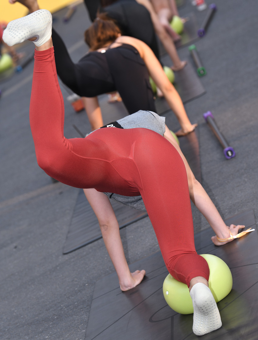 图片[7]-瑜伽裤 紧身裤-街拍图满多